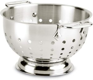 All-Clad Tools and Accessories Stainless Steel Colander 3 Quart Strainer, Pasta Strainer with Handle, Pots and Pans Silver