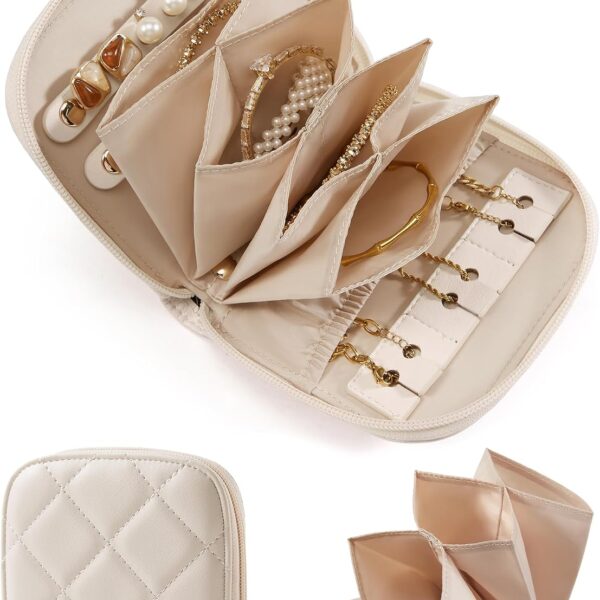 BAGSMART Water-Resistant Leather Travel Jewelry Case